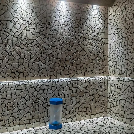 Beautiful Apartment In Magliolo With Outdoor Swimming Pool, Sauna And 1 Bedrooms *
